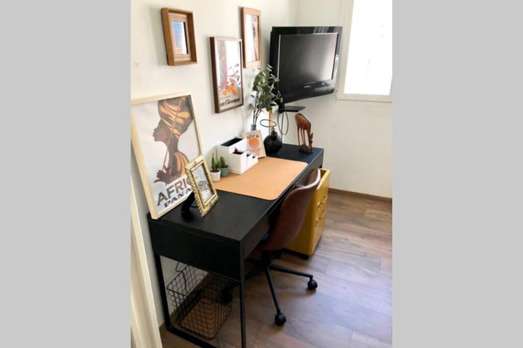 Beautiful And Renovated Apartment In The Center Valencia Bagian luar foto